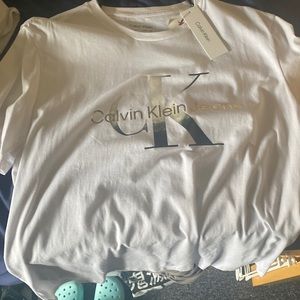 Calvin’s Klein shirt never worn